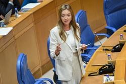 A conselleira de Política Social e IgUALDADE, Fabiola García, nunha resposta nun pleno.. Xunta de Galicia / Europa Press